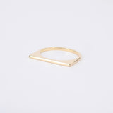 Minimalist D-Shaped 18K Gold Ring – Modern Elegant Statement Jewelry