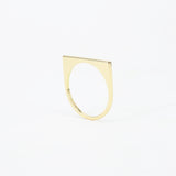Minimalist D-Shaped 18K Gold Ring – Modern Elegant Statement Jewelry