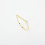 Minimalist D-Shaped 18K Gold Ring – Modern Elegant Statement Jewelry