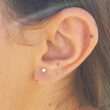 Vintage Six-Prong Diamond Stud Earrings - Minimalistic Open Housing Design