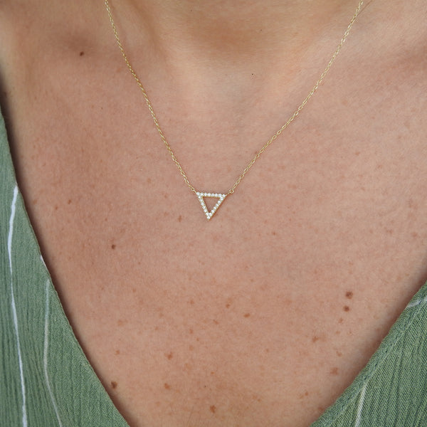 Minimalist Dainty Diamond Triangle Necklace