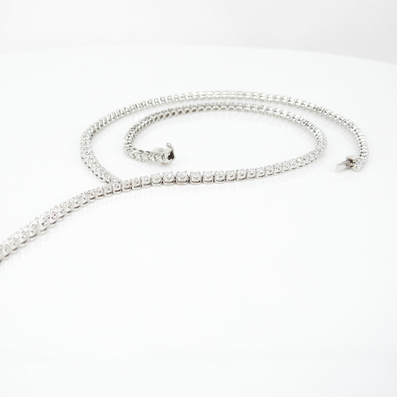 Exquisite Graduated Diamond Tennis Necklace - 6.20 Ct