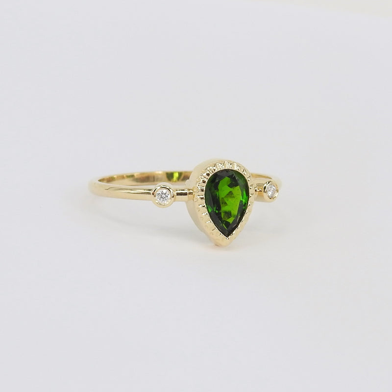 Vintage Textured Bezel Tsavorite Engagement Ring