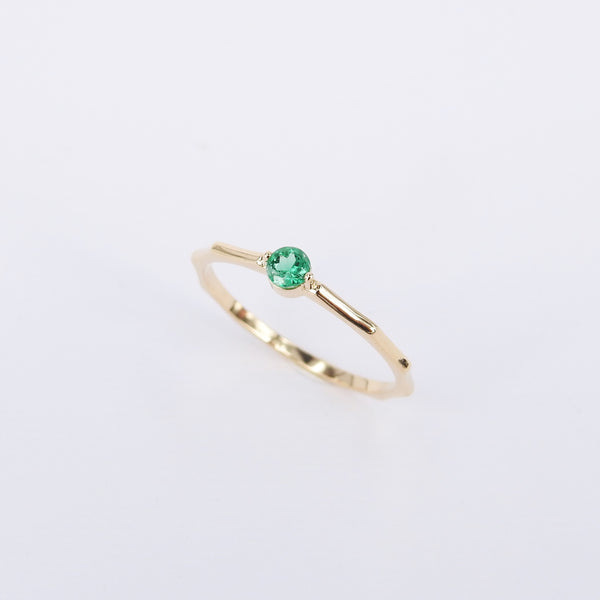 Dainty Nature-Inspired Colombian Emerald Ring – Minimalist Branch-like Emerald Stacking Ring