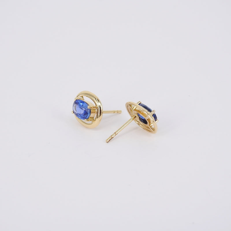 Handmade 14K White Gold Natural Cornflower Blue Sapphire Stud Earrings – 0.70 TCW, 4mm Round, Certified