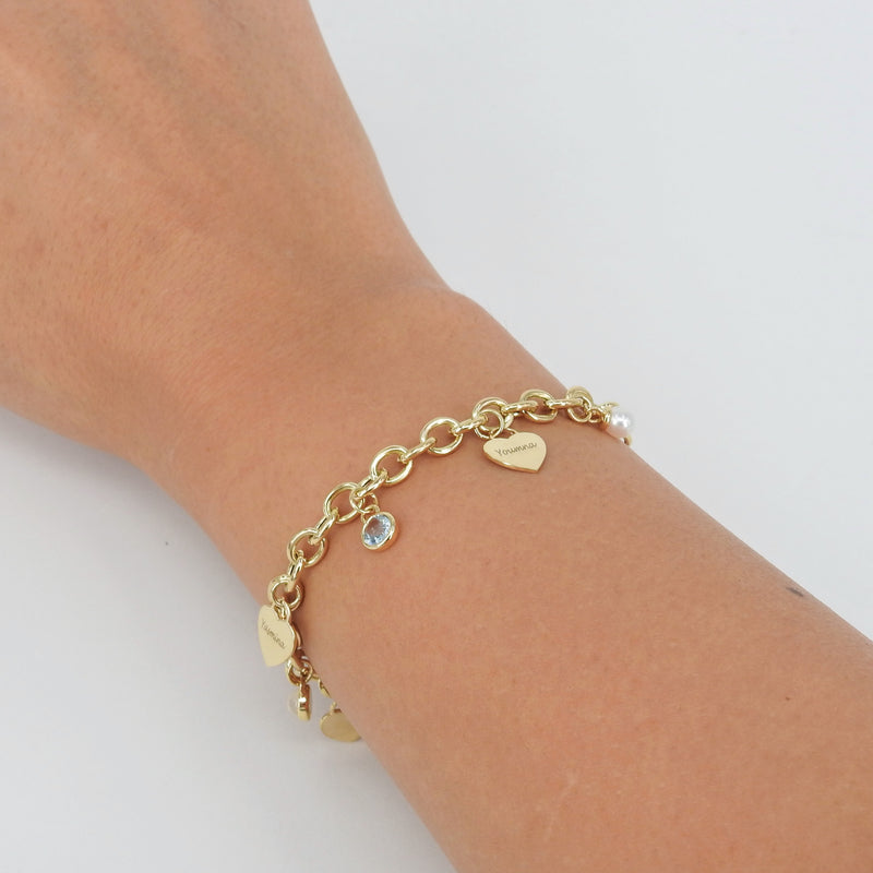 Personalized Birthstone & Heart Charm Bracelet – Custom 18k Gold Family Jewelry – Engraved Gift for Mom, Grandma, or Her