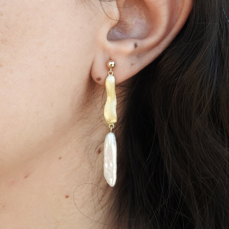 Organic Gold Baroque Pearl Earrings – Statement Dangling June Birthstone Jewelry
