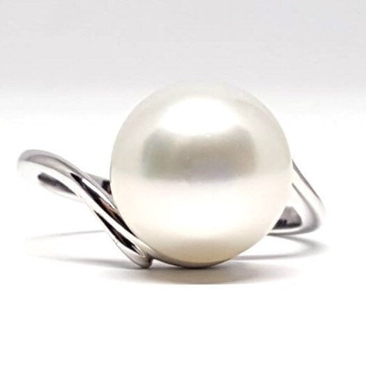 Wavy Natural White South Sea Chunky Pearl Engagement Ring