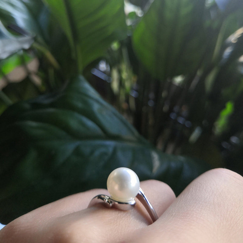 Wavy Natural White South Sea Chunky Pearl Engagement Ring