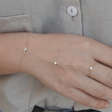 Three Diamond Hand Chain – 18k Gold Bezel Finger Bracelet – Dainty Tennis Jewelry