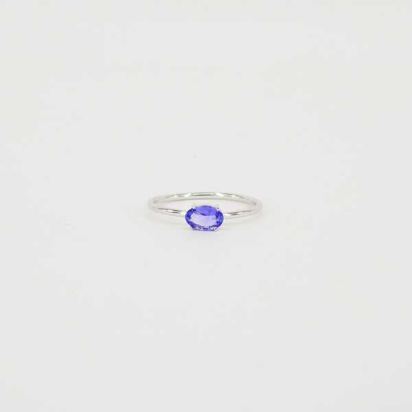 Simple Oval Tanzanite Engagement Ring – Natural Solid 18k Gold Tanzanite Ring – Minimal December Birthstone Jewelry