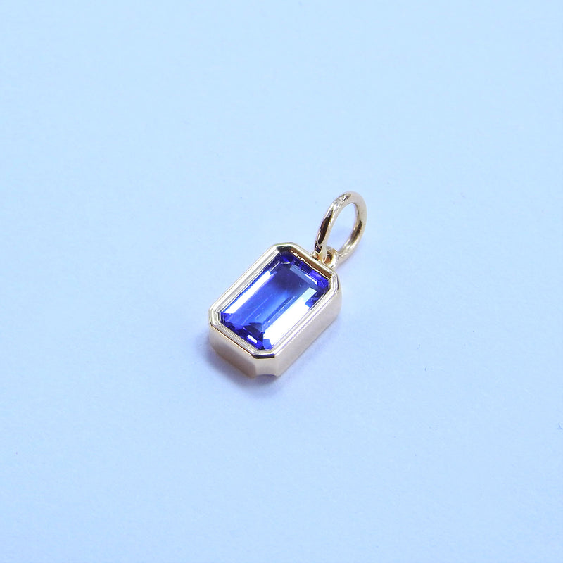 Engraved Birthstone Necklace - Solid 18k Gold Pendant with an Emerald-Cut Tanzanite Charm Necklace