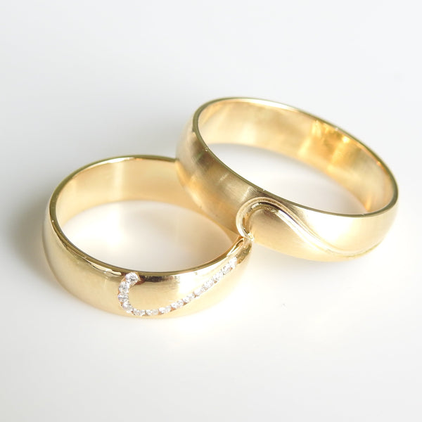 His & Hers Unique Engagement Rings in 18K Gold  - Yin & Yang Wedding Bands - Complementary Heart-shaped Wedding Rings
