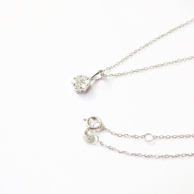 Illusion Diamond Necklace - Flower Necklace