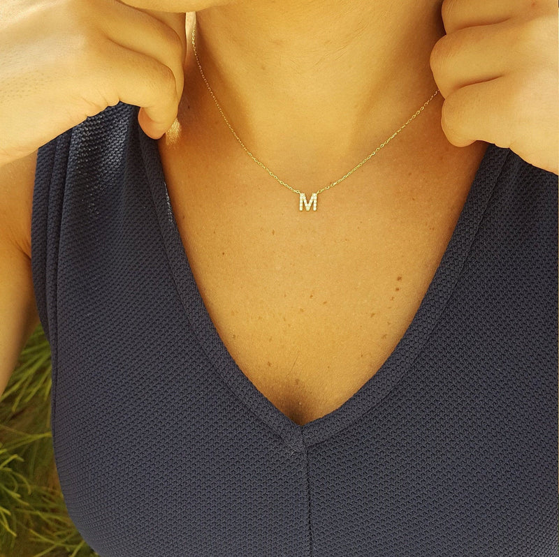 Women's Large Letter Initial V Necklace
