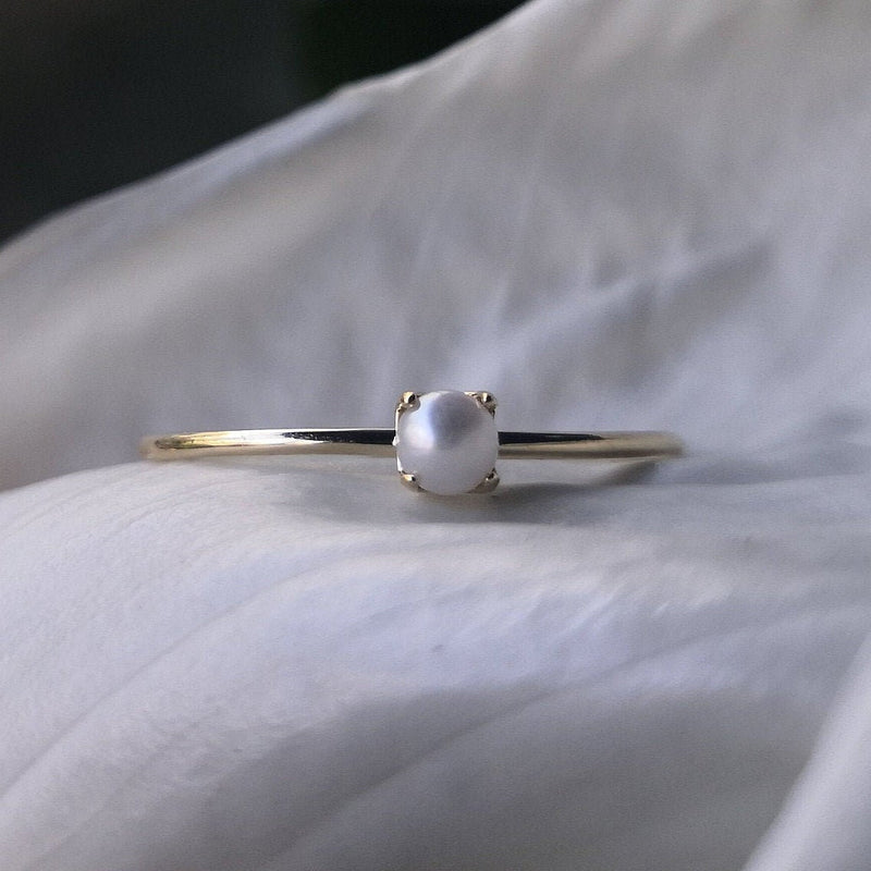 Dainty Solid Gold Pearl Ring – Small Vintage Pearl Engagement Ring – Natural Freshwater Pearl Stacking Ring – June Birthstone Promise Ring